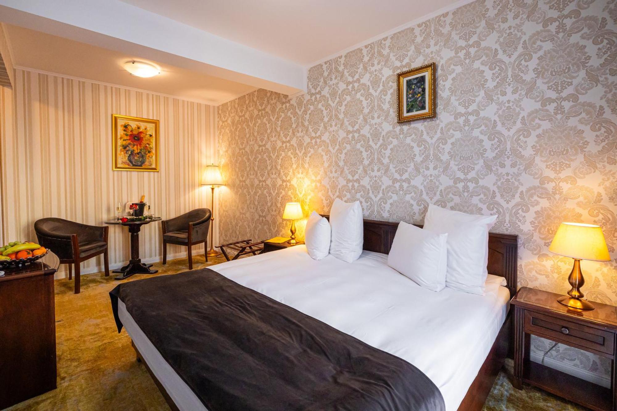 Hotel Brilliant Plaza Zalău Εξωτερικό φωτογραφία