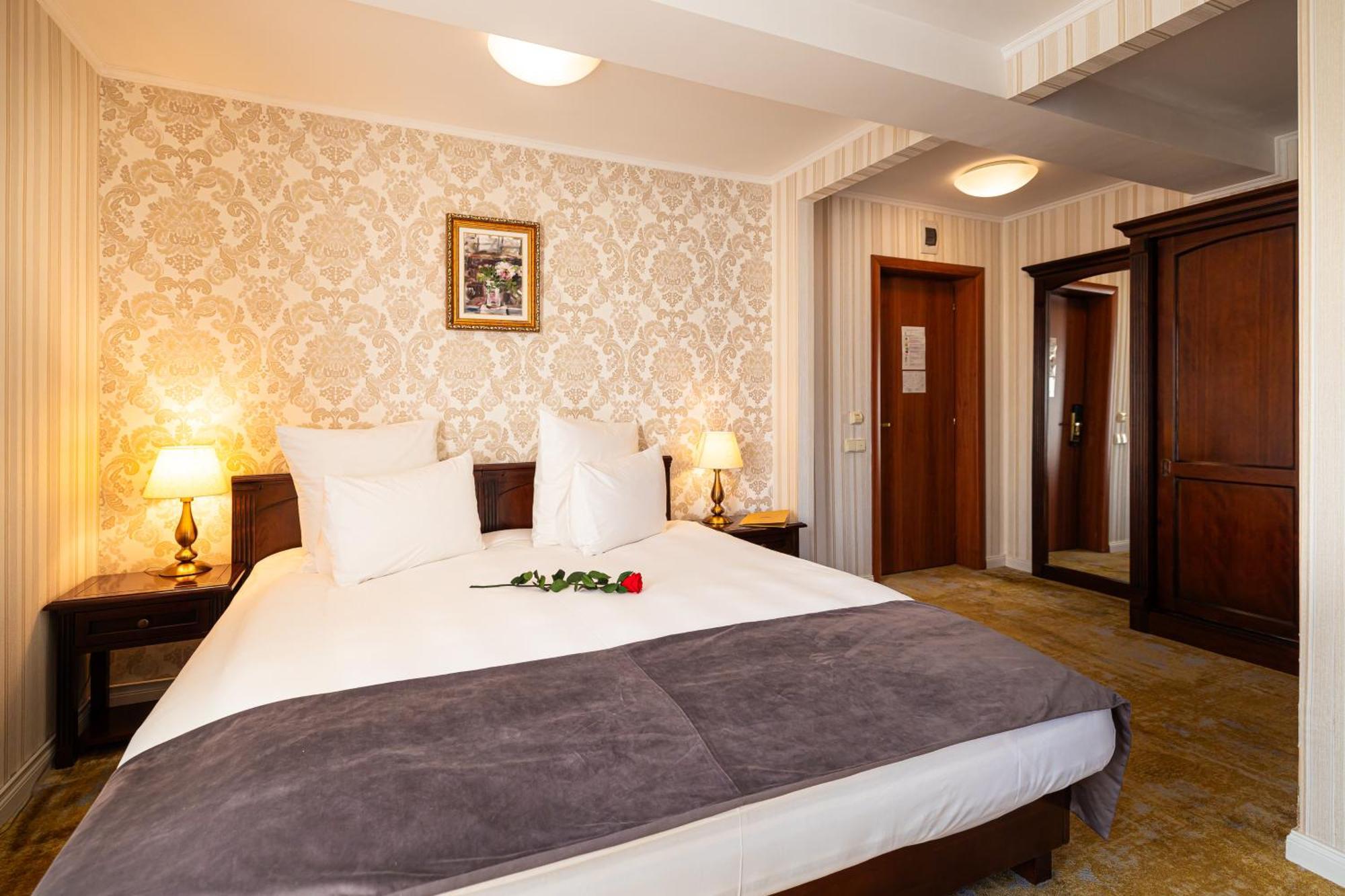 Hotel Brilliant Plaza Zalău Εξωτερικό φωτογραφία